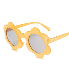 Load image into Gallery viewer, Daffodil Flower Shaped Sunglasses - Yellow
