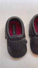 Load and play video in Gallery viewer, Black Fringe Baby Moccasins
