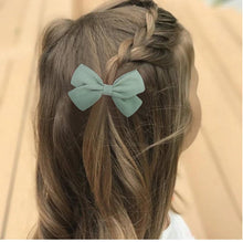 Load image into Gallery viewer, Grosgrain Hair Bow Clip Set - 6 Colors

