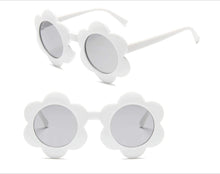Load image into Gallery viewer, Daffodil Flower Sunglasses - 4 Colors
