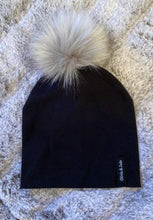 Load image into Gallery viewer, Cotton Pom Pom Beanies: 0M-6M
