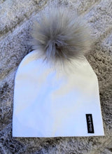 Load image into Gallery viewer, Cotton Pom Pom Beanies: 0M-6M
